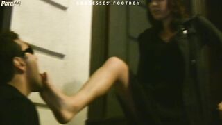 GoddessesFootboy - lindsey Leigh - public slave II