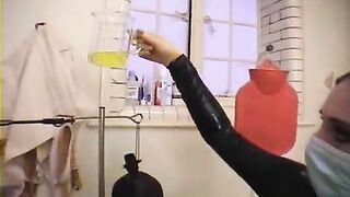 TheEnglishMansion - Full Rubber Medical