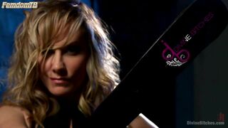 DivineBitches - Mona Wales and Jay Wimp