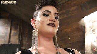 DivineBitches - Joey Minx and Mike Panic