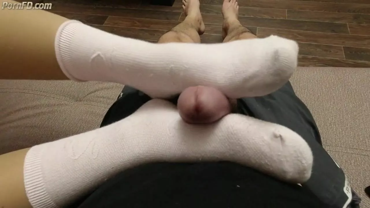 MISTRESS MASTURBATION IN SOCKS AND PANTYHOSE FETISH SLAVE - FemdomVC