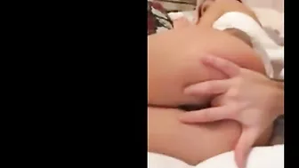 Turkish guy fingering his girl