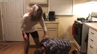 Homemade Ballbusting