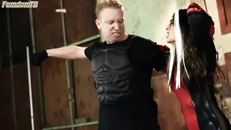 TheSuperheroines - Tiffany Chase - Syphon Vs Moxley - The Kiss Of Death