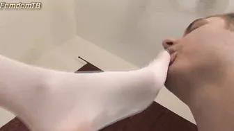 FootDom - aheenawhitedeep