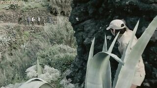Skilled girl helen_ THE ONE: QUEST mixed ballbusting fight