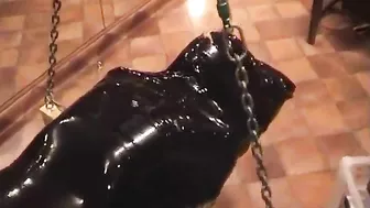 TheEnglishMansion - Dungeon - Taped