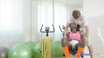 FitnessRooms presents Zaawaadi - Interracial fucking in the gym – 20.03.2021