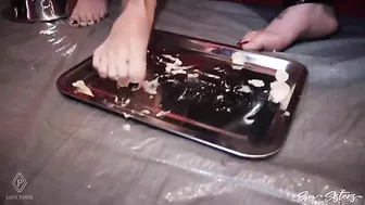 Lady Perse - Sin Sisters - 3 Mistresses Feeding This Slave