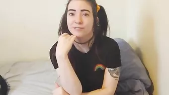 LilRedVelvet - sharing your gf