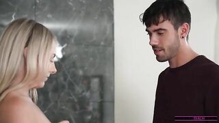 MomsTeachSex presents Bunny Madison & Molly Little - Stepmom Leaves Milk Out For Santa – 20.12.2022