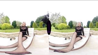 The English Mansion - Mistress Courtney - Jerk To My Stockings _ Heels - VR