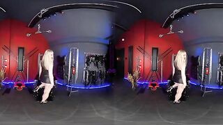 The English Mansion - Mistress Sidonia - Under Superior Females - VR