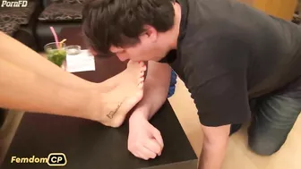 Rea - Rea Bratty Amazon - The Fake Boss Foot Worship & Domination In 3 Positions