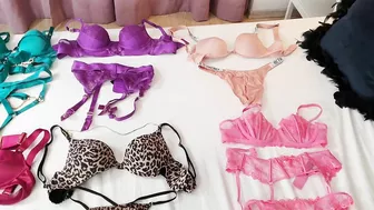 Annelyce Making Memories with your thumb and finger on Valentine's Day (Premium Plan)