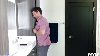 Amber Chase - Creamy Betrayal Bang - MomDrips