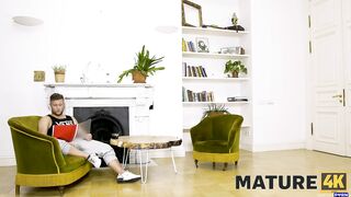 Mature Lady Knows How To Ace A Job Interview - Mature4K