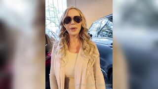Nikki Benz - Fucks A Fan