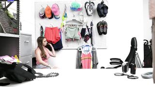 Penelope Kay - The Runaway - Shoplyfter