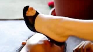 KissHerFoot - mov08745xt
