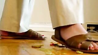 KissHerFoot - mov07616xt