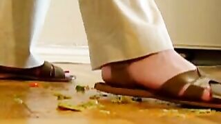 KissHerFoot - mov07616xt