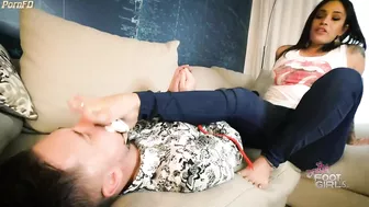 BrattyFootGirls - Jamie Valentine - You WANT Stinky Feet