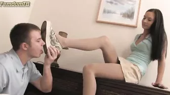 FootDom - aheenasneak