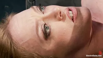 ELECTRO SLUTS - Lorelei Lee And Darling - Darling VS Electrosluts!