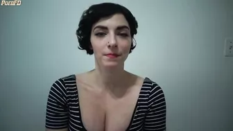 PantyhoseTherapy - Feeds On Itself