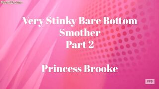 BlondePrincessBareBottomSmother