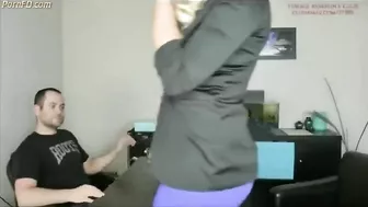 Femdom Foot scissors