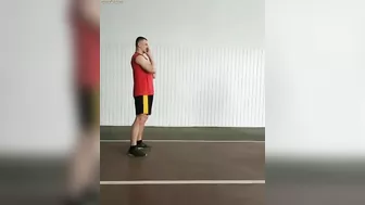 strong women lift guy overhead