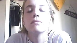 Wanking-off on her