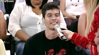 Mariana Santos trampling in tv