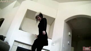 HeadUnderHeels - bb1205222