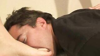 HeadUnderHeels - vid00198210_1