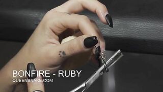 QUEENSNAKE - ﻿﻿﻿Bonfire Ruby