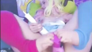 Webcam! Girl uses her feet to fuck her pussy on webcam