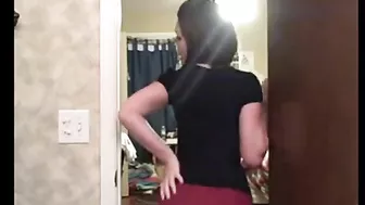 Sexy Striptease (Girls Kiss Girls)