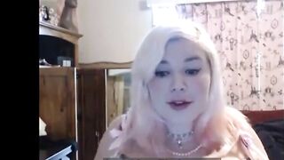 Penny Underbust Fanservice Friday: Custom Bra