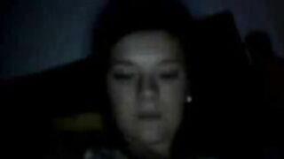 Very Loyal Girlfriend Shows Her Body