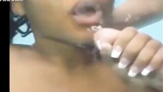 black woman sucking 2 cocks underwater 2