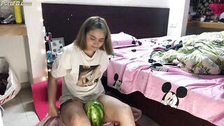 Watermelon scissor challenge 4