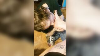 Amateur foot worship 7