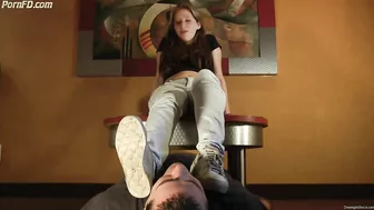 Dreamgirls in Socks - Mariana's Sweaty Feet Challenge