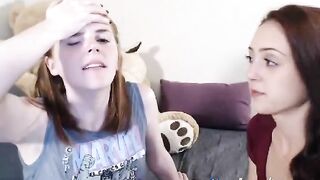 Two Pretty Chick Loves to Fucks Each Other