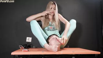 FEET WORSHIP SPIT