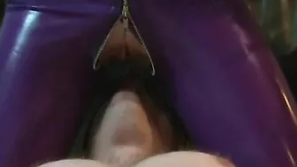 Mistress Blackdiamoond In Scene: Pee For The Newcomer