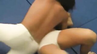 Mixed Wrestling 92